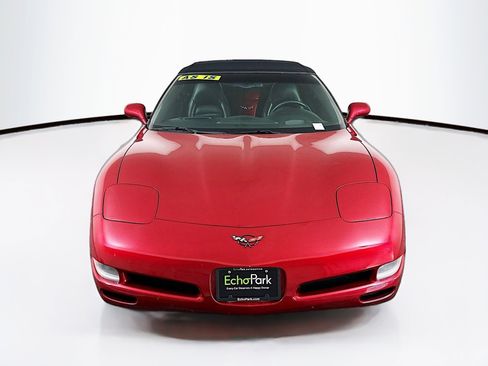 Used 2004 Chevrolet Corvette Convertible w/ Preferred Equipment Group RWD image 2