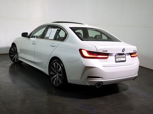 Used 2025 BMW 330i xDrive Sedan AWD/4WD image 2
