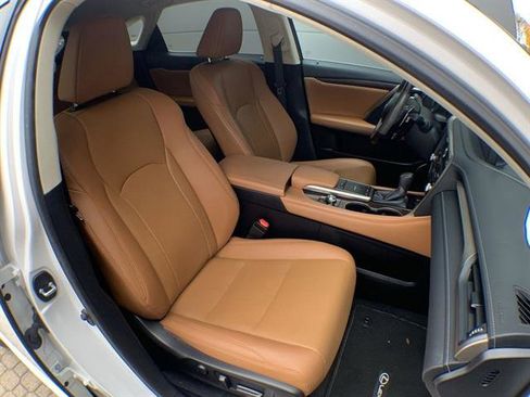 Certified 2022 Lexus RX 350 FWD w/ Premium Package image 25