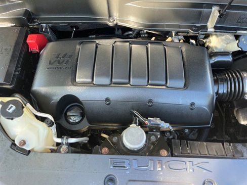 Used 2011 Buick Enclave CXL image 77