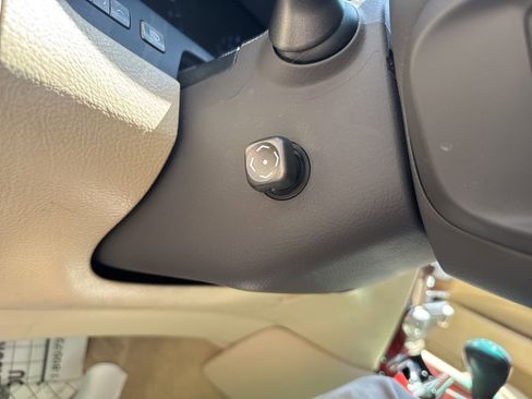 Used 2011 Lexus LS 460 w/ Luxury Value Edition RWD image 49