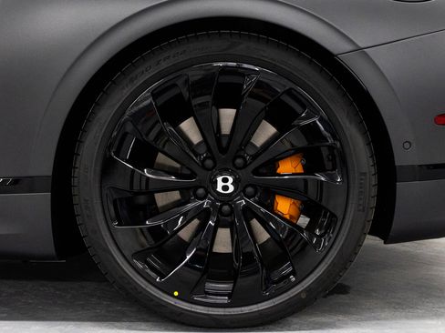 Used 2025 Bentley Continental GT Mulliner image 16