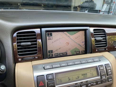 Used 2008 Lexus SC 430 Convertible RWD image 25
