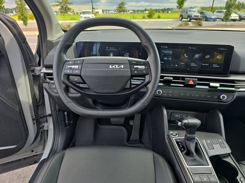 Used 2026 Kia Sportage EX w/ EX Panorama Roof Package FWD image 26