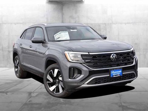 New 2026 Volkswagen Atlas Cross Sport SE image 2