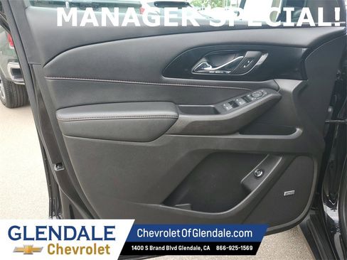 Used 2022 Chevrolet Traverse RS image 21