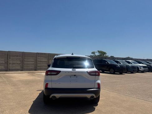 Used 2025 Ford Escape Active AWD/4WD image 19