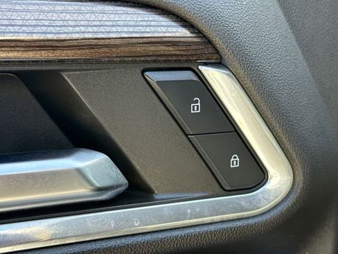 Used 2024 Chevrolet Silverado 2500 LT AWD/4WD image 21