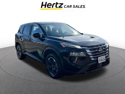 Used 2025 Nissan Rogue SV image 1