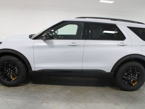 New 2026 Ford Explorer Tremor w/ Tremor Convenience Package image 5