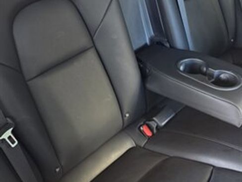 Used 2018 Tesla Model 3 Long Range image 14