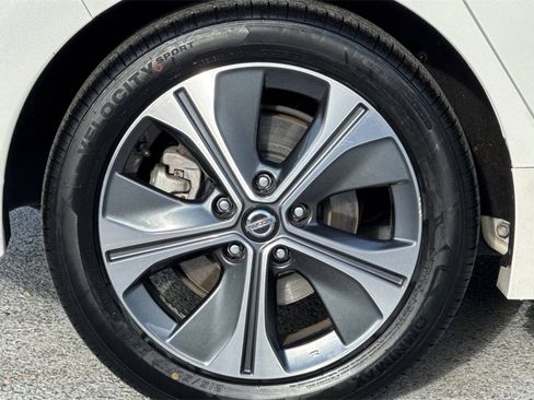 Used 2019 Nissan Leaf SL w/ SL Technology Package image 26