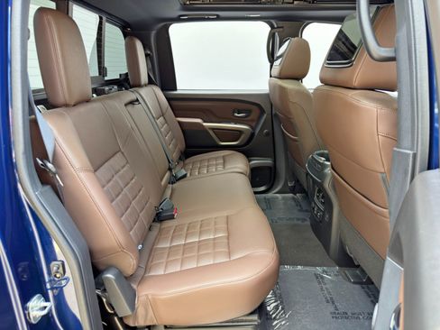 Used 2024 Nissan Titan Platinum Reserve w/ Moonroof Package AWD/4WD image 39