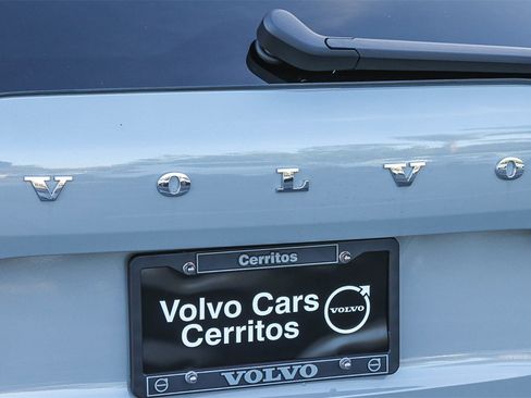 New 2026 Volvo XC60 B5 Ultra w/ Protection Package Premier image 10