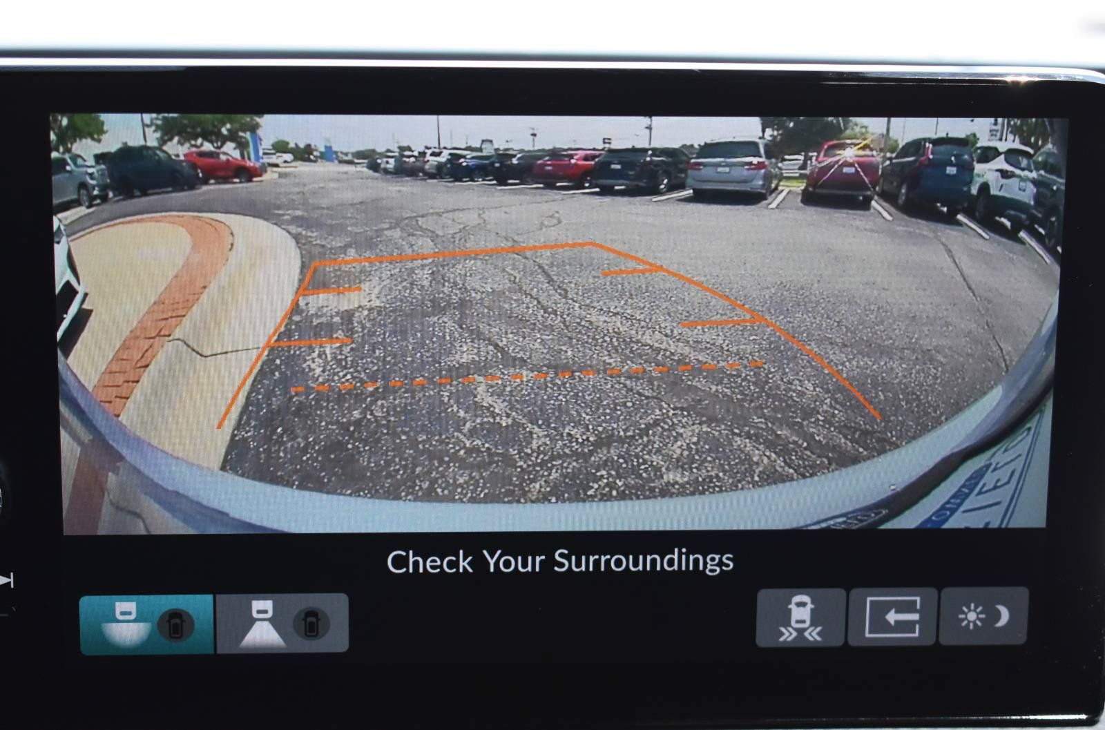 Used 2025 Honda Pilot Black Edition image 9