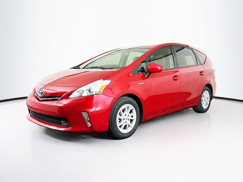 Used 2013 Toyota Prius V Three image 3