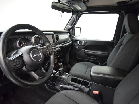 Used 2022 Jeep Wrangler Sport AWD/4WD image 28
