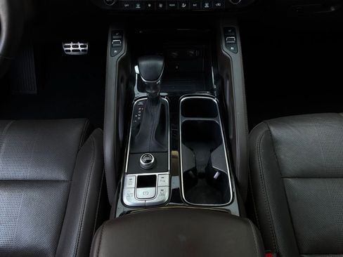 Used 2020 Kia Telluride SX FWD image 17