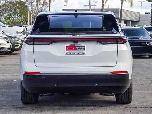 Used 2025 Jeep Wagoneer S Limited image 5