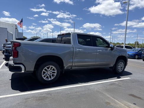 Used 2024 Chevrolet Silverado 1500 LTZ AWD/4WD image 10