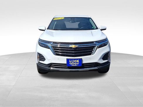 Used 2024 Chevrolet Equinox LT image 2