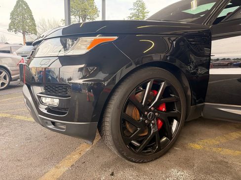 Used 2017 Land Rover Range Rover Sport Supercharged image 30