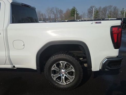Used 2021 GMC Sierra 1500 SLE w/ X31 Off-Road Package image 11