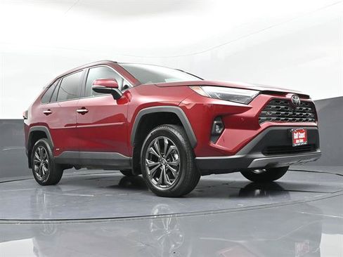 Certified 2025 Toyota RAV4 Limited w/ Advanced Technology Package AWD/4WD image 31