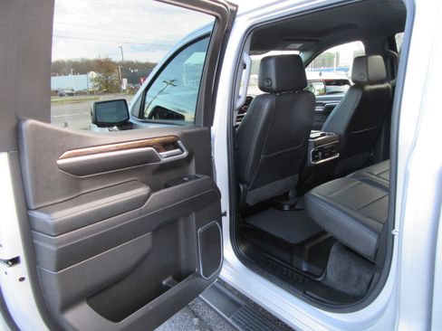 Used 2022 GMC Sierra 1500 Elevation image 55