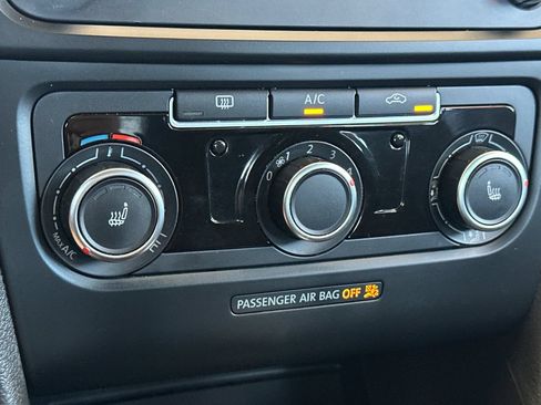 Used 2013 Volkswagen GTI Wolfsburg Edition FWD image 20