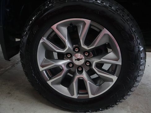 Used 2020 Chevrolet Silverado 1500 RST w/ Z71 Off-Road Package AWD/4WD image 33