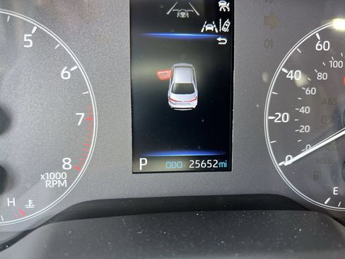 Used 2024 Toyota Corolla SE FWD image 22