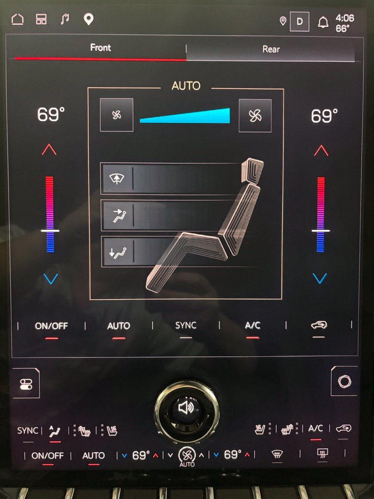 Used 2026 GMC Yukon XL AT4 AWD/4WD image 32