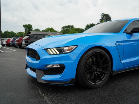 Used 2017 Ford Mustang Shelby GT350 RWD image 16