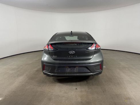 Used 2021 Hyundai Ioniq Limited FWD image 8