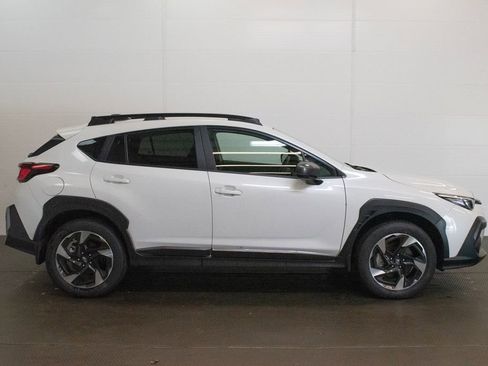 Used 2026 Subaru Crosstrek 2.5i Limited AWD/4WD image 3