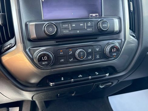 Used 2018 Chevrolet Silverado 1500 LT w/ All Star Edition AWD/4WD image 35