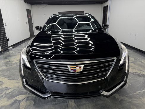 Used 2018 Cadillac CT6 Luxury AWD/4WD image 4