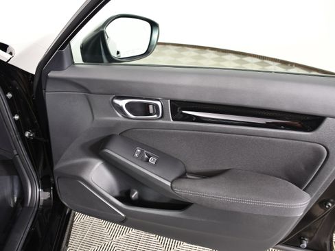 Certified 2023 Honda Civic EX image 39