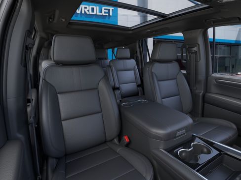 New 2026 Chevrolet Suburban RST w/ Comfort Package AWD/4WD image 16