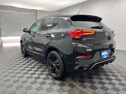 Used 2024 Buick Encore GX Sport Touring w/ Comfort Package image 9