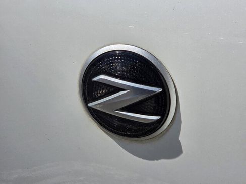 Used 2017 Nissan 370Z Touring image 35