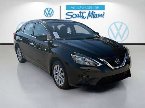 Used 2019 Nissan Sentra SV image 1
