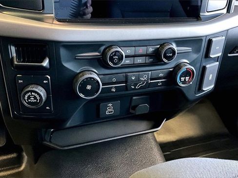 Certified 2025 Ford F150 XL image 18