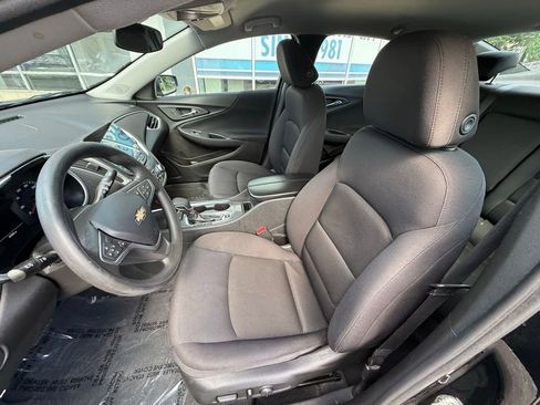 Used 2023 Chevrolet Malibu LT w/ Driver Confidence Package FWD image 7