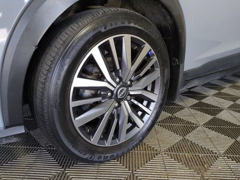 Used 2023 Nissan Kicks SV FWD image 31