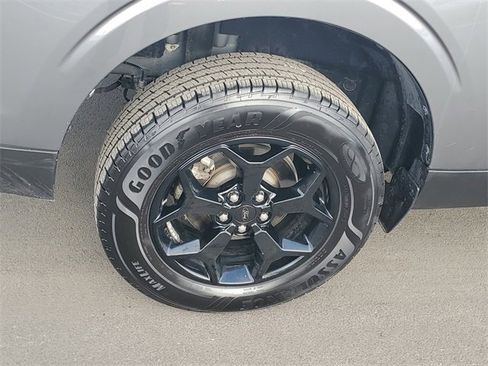 Used 2023 Ford Maverick Lariat w/ Lariat Luxury Package image 5