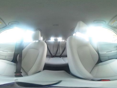 Used 2025 Hyundai Kona SEL image 44