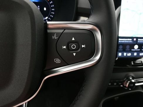 New 2026 Volvo XC40 B5 Ultra w/ Protection Package Premier AWD/4WD image 25