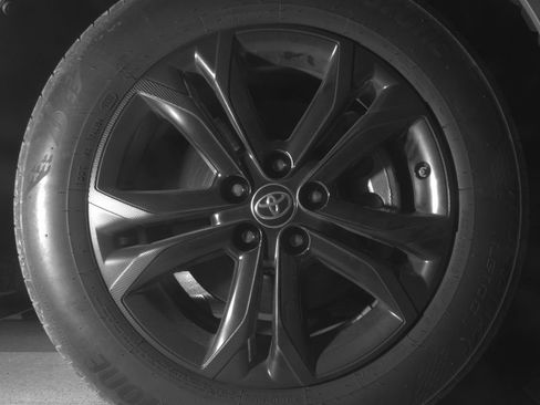 Used 2024 Toyota Sienna XLE Woodland Edition AWD/4WD image 11